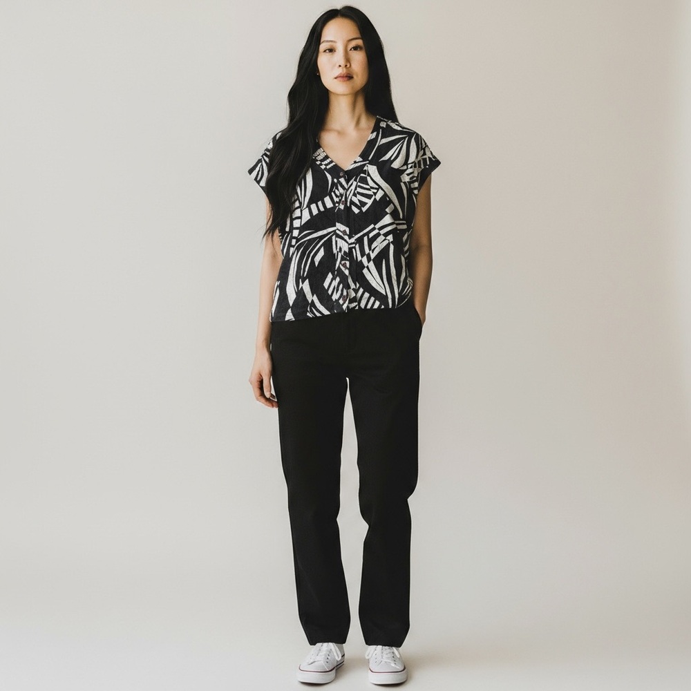 Tahari 100% Linen Button Front Top‎ Black White Abstract Print Women’s XL